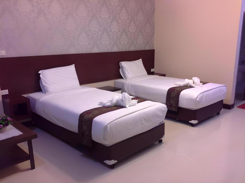 Le Parc Wangnang Hotel Phitsanulok Exterior photo